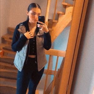 Meet your Posher, Teri